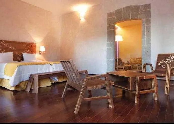 De Cortes 5*