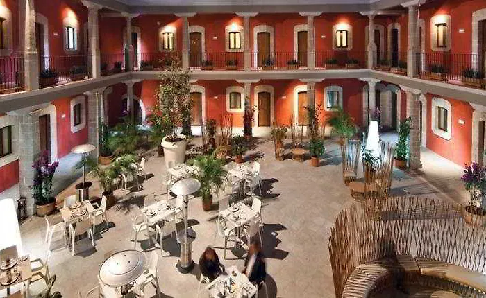De Cortes 5*
