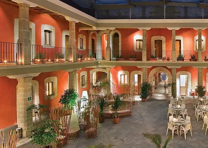 Hotel De Cortes